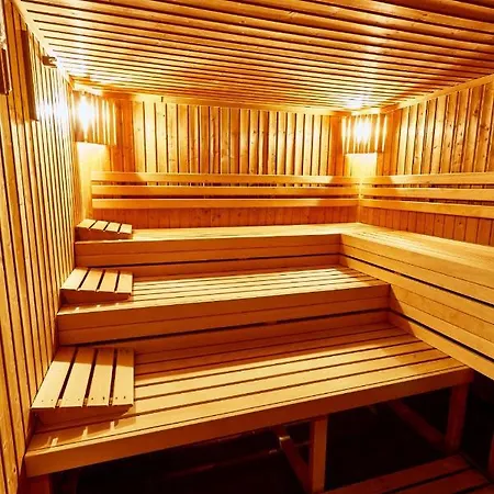 Pansky Dum - 伊泽卡