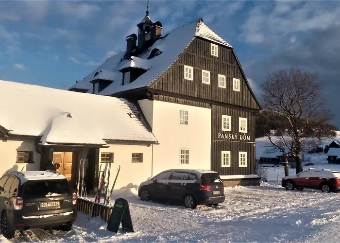 Hotel Pansky Dum - *